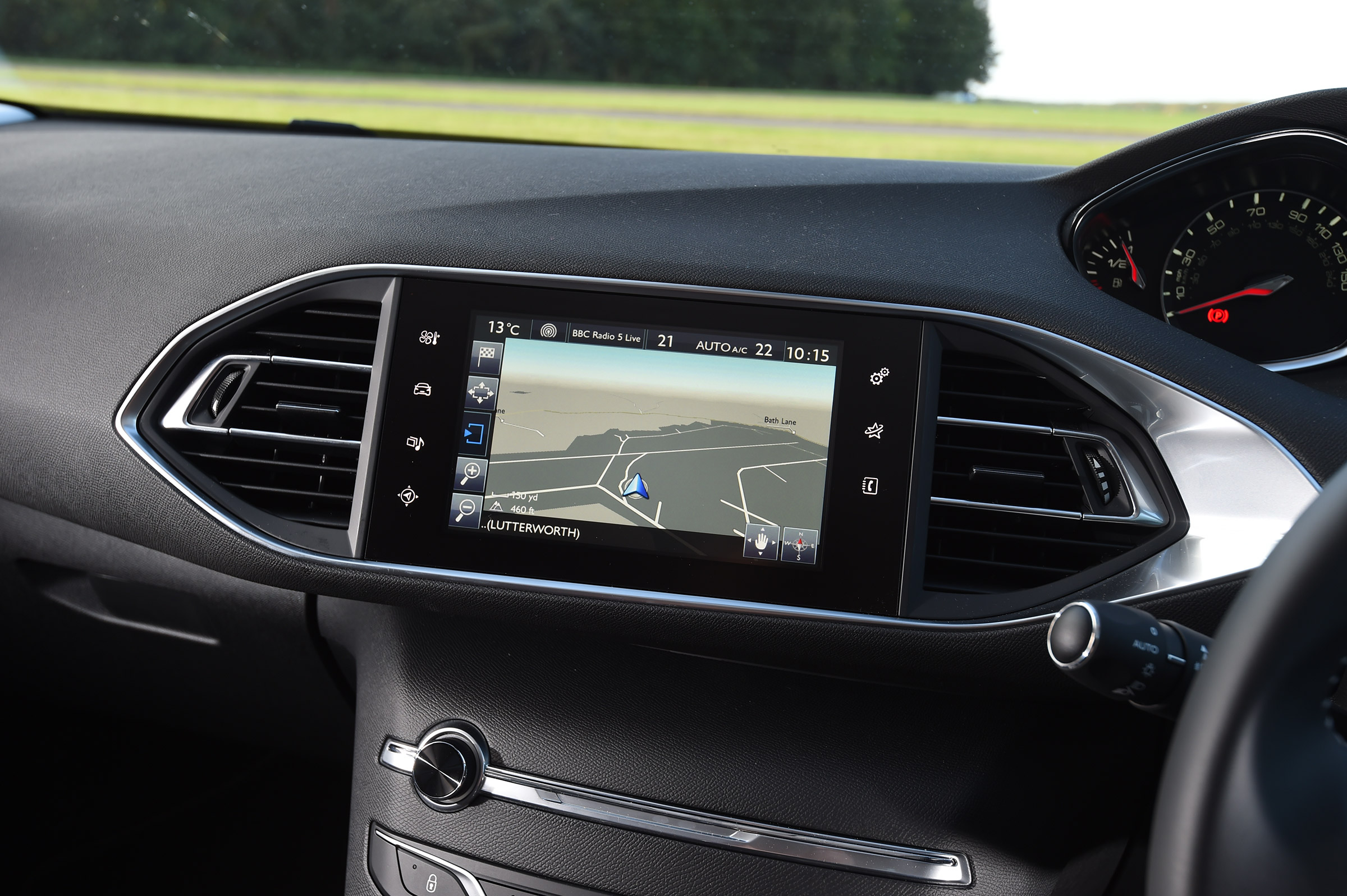 Peugeot 308 - sat-nav