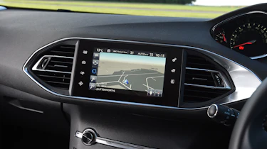 Peugeot 308 - sat-nav