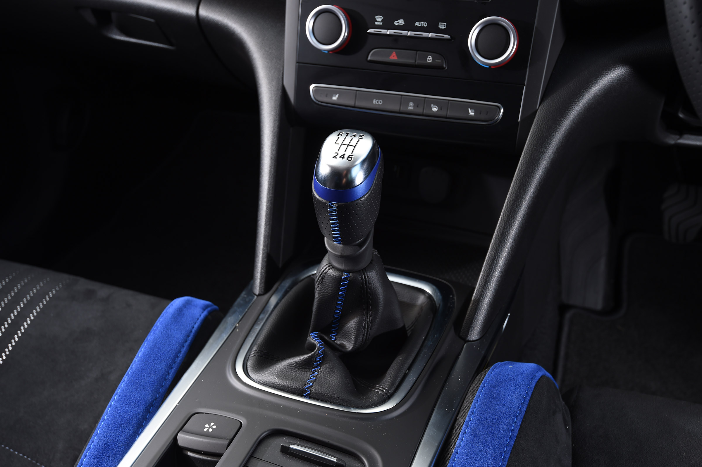 Renault Megane - gearstick
