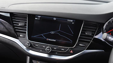 Vauxhall Astra - sat-nav