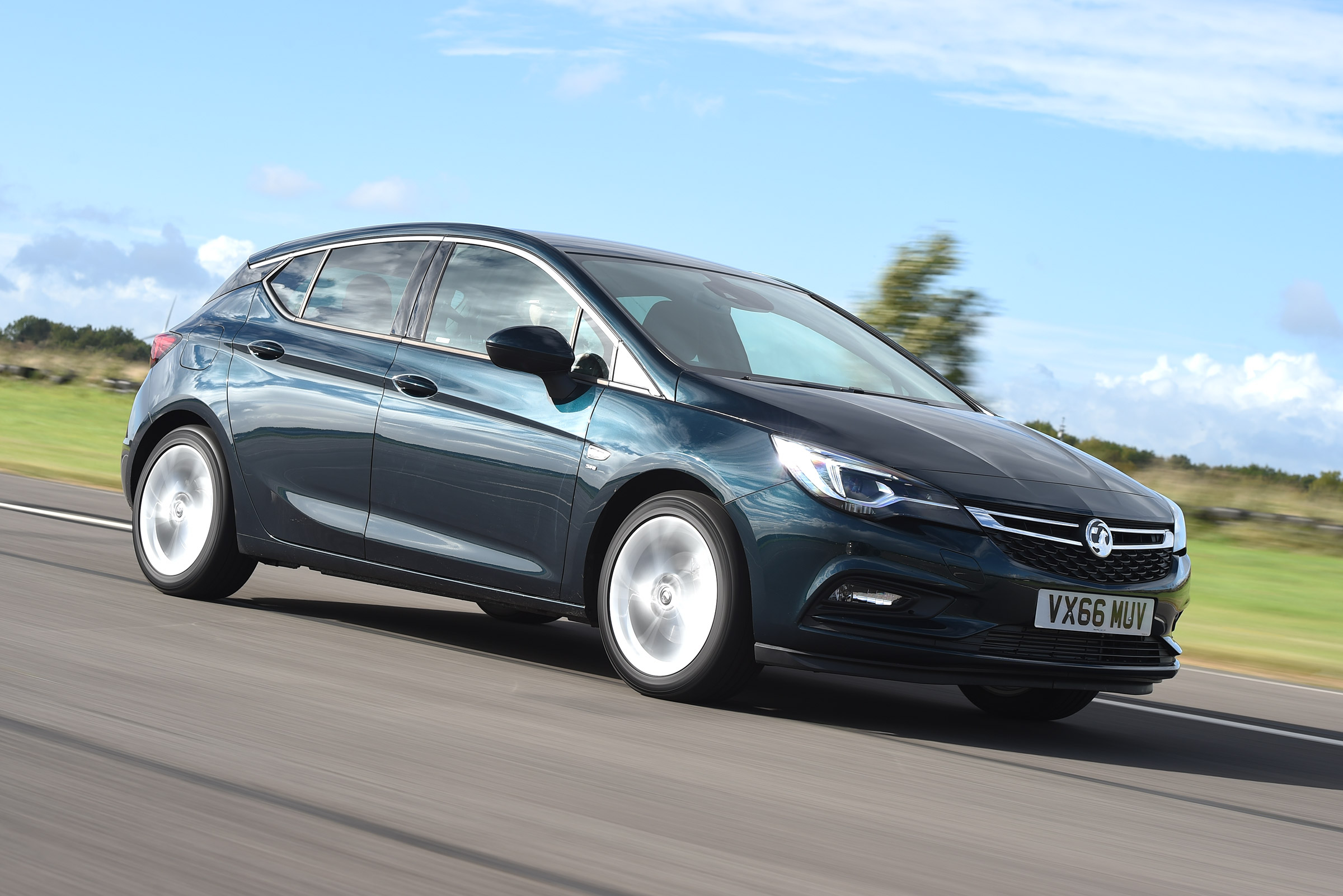 Vauxhall Astra - front