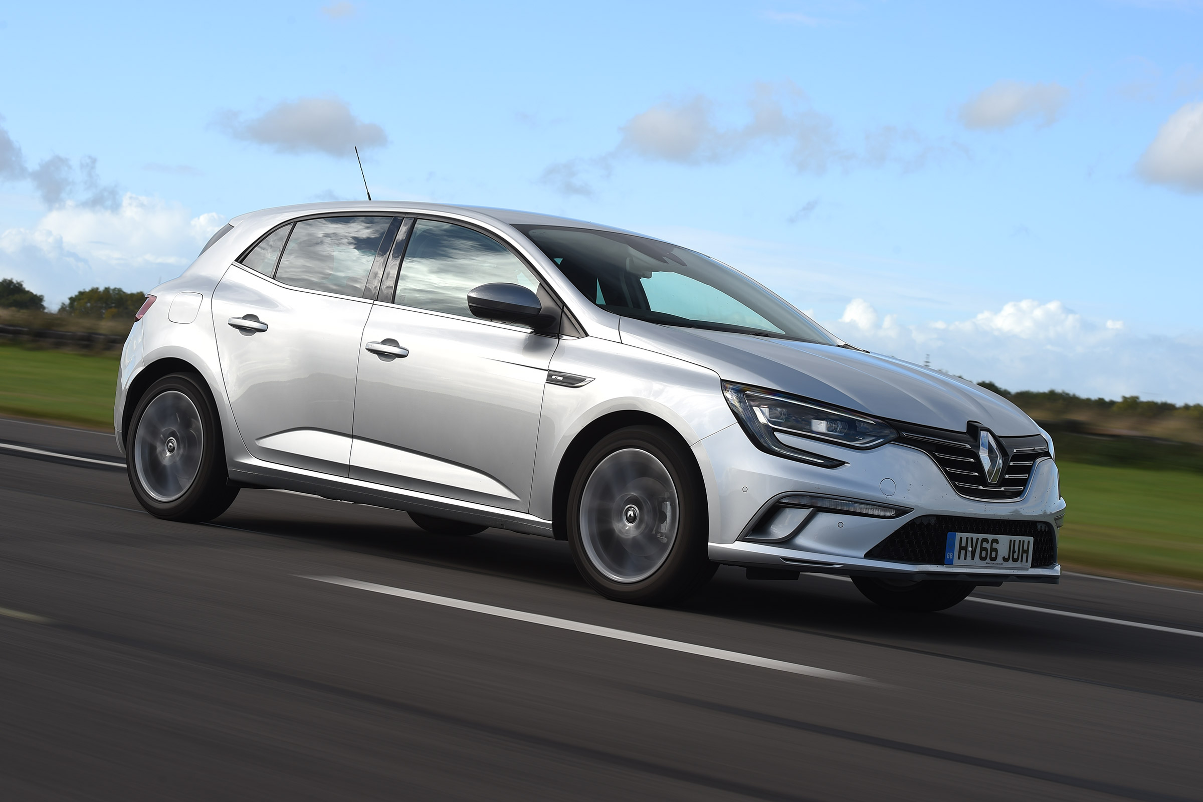 Renault Megane - front