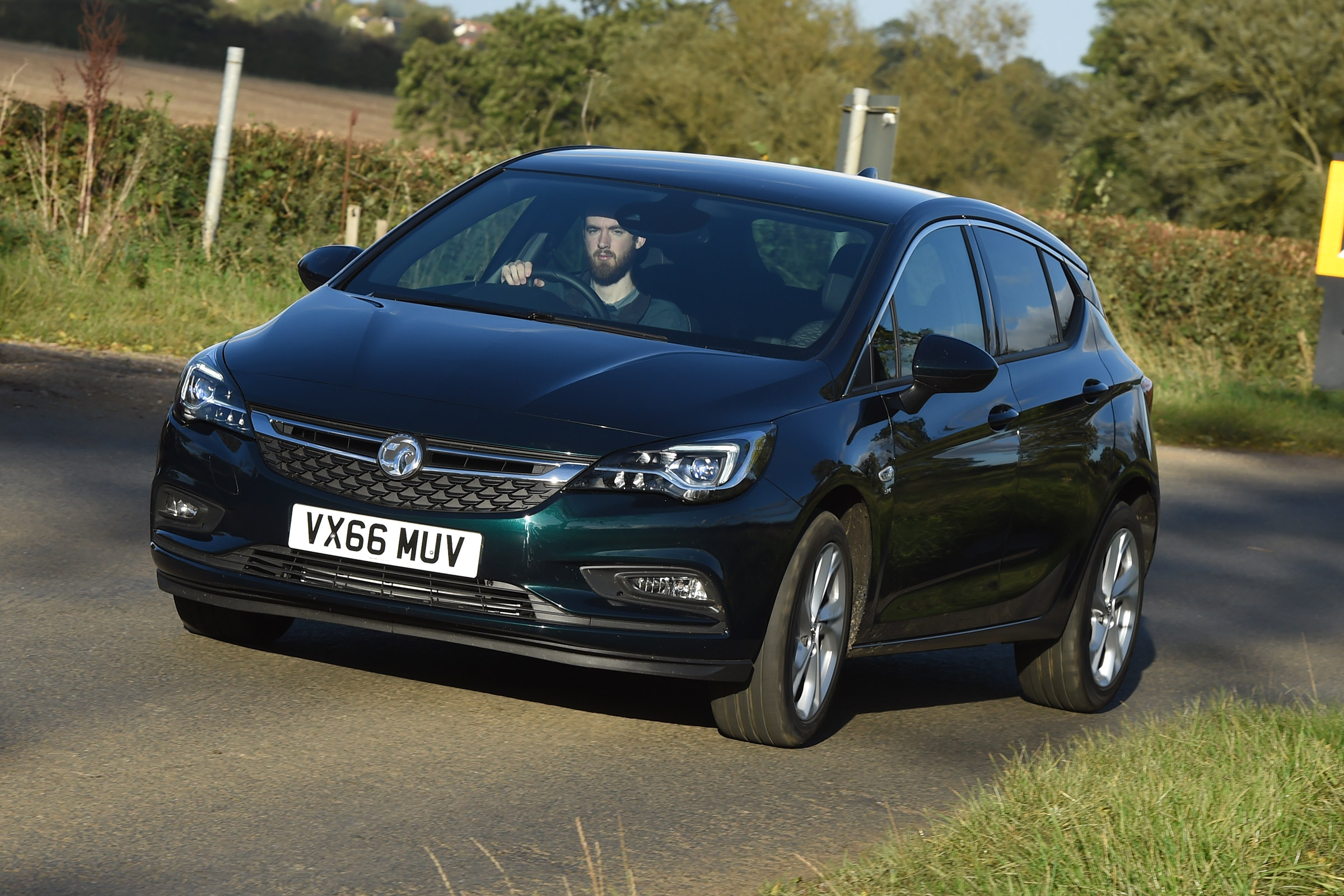 Vauxhall Astra - front action