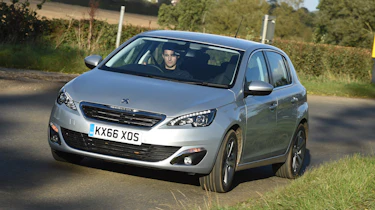 Peugeot 308 - front action