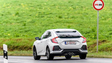 Honda Civic 2016 prototype - rear cornering