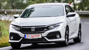 Honda Civic 2016 prototype - front cornering
