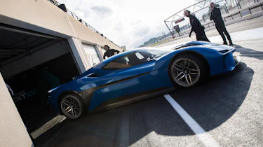 NextEV NIO EP9 electric hypercar - Paul Ricard pits