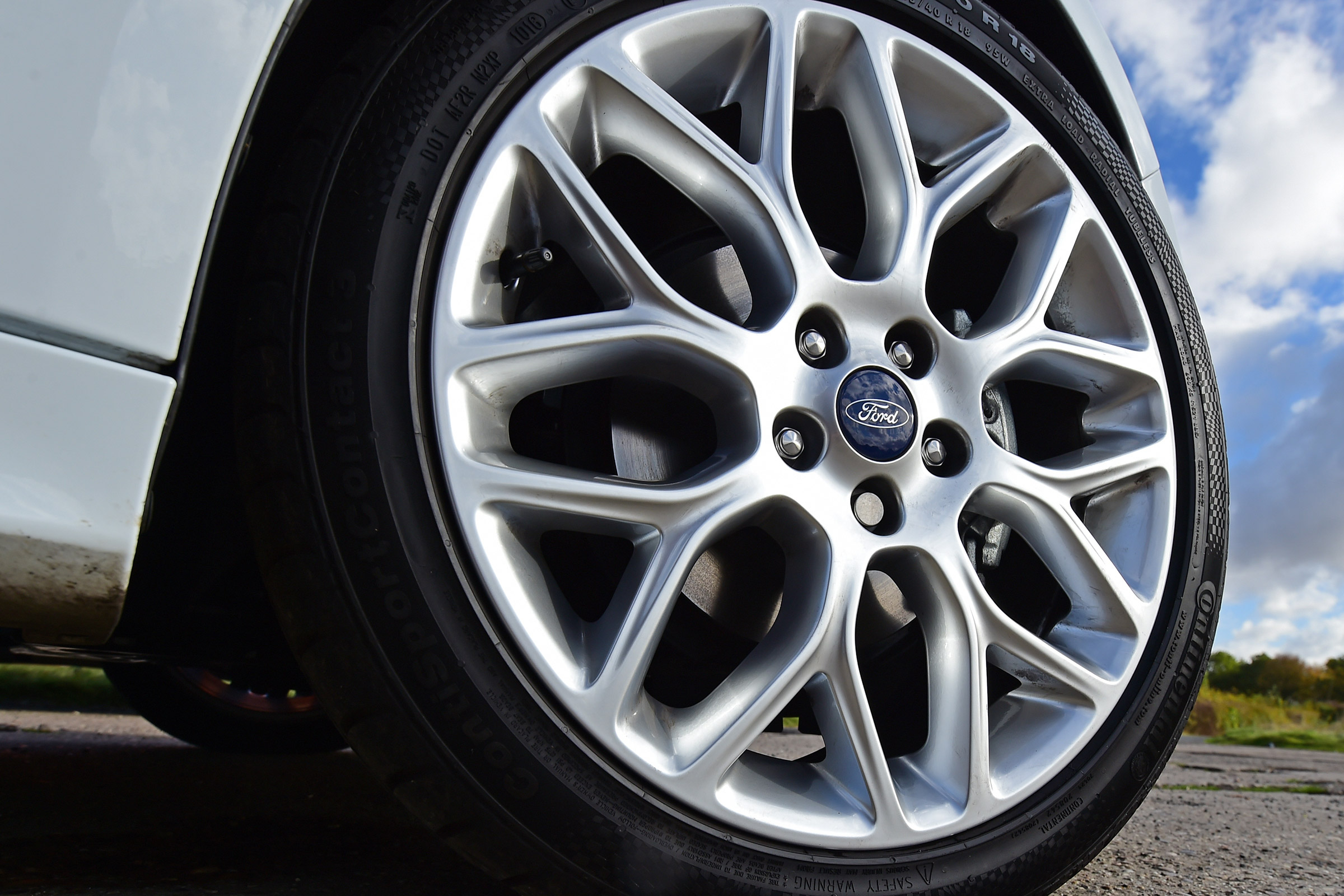 Ford Focus ST-Line - wheel