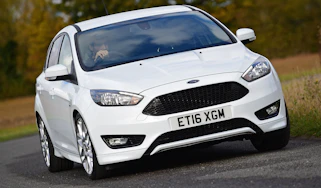 Ford Focus ST-Line - front cornering