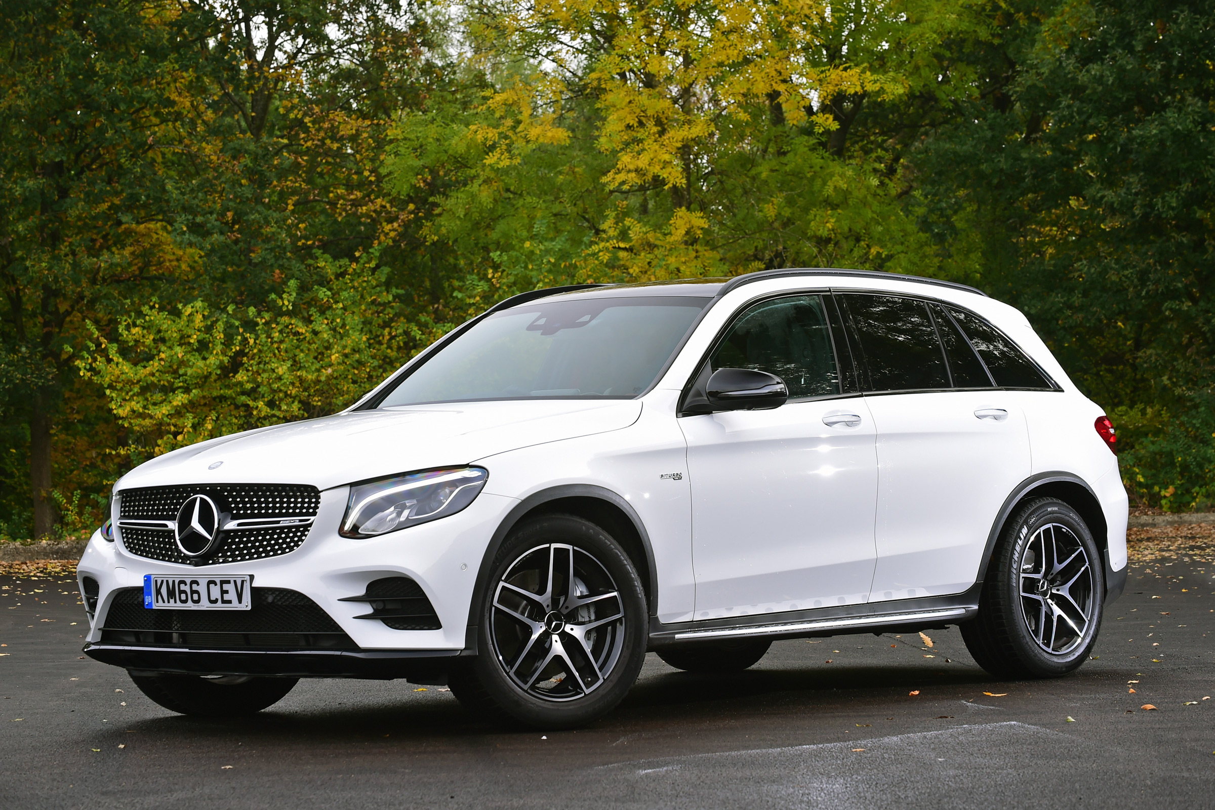 Mercedes-AMG GLC 43 - front quarter