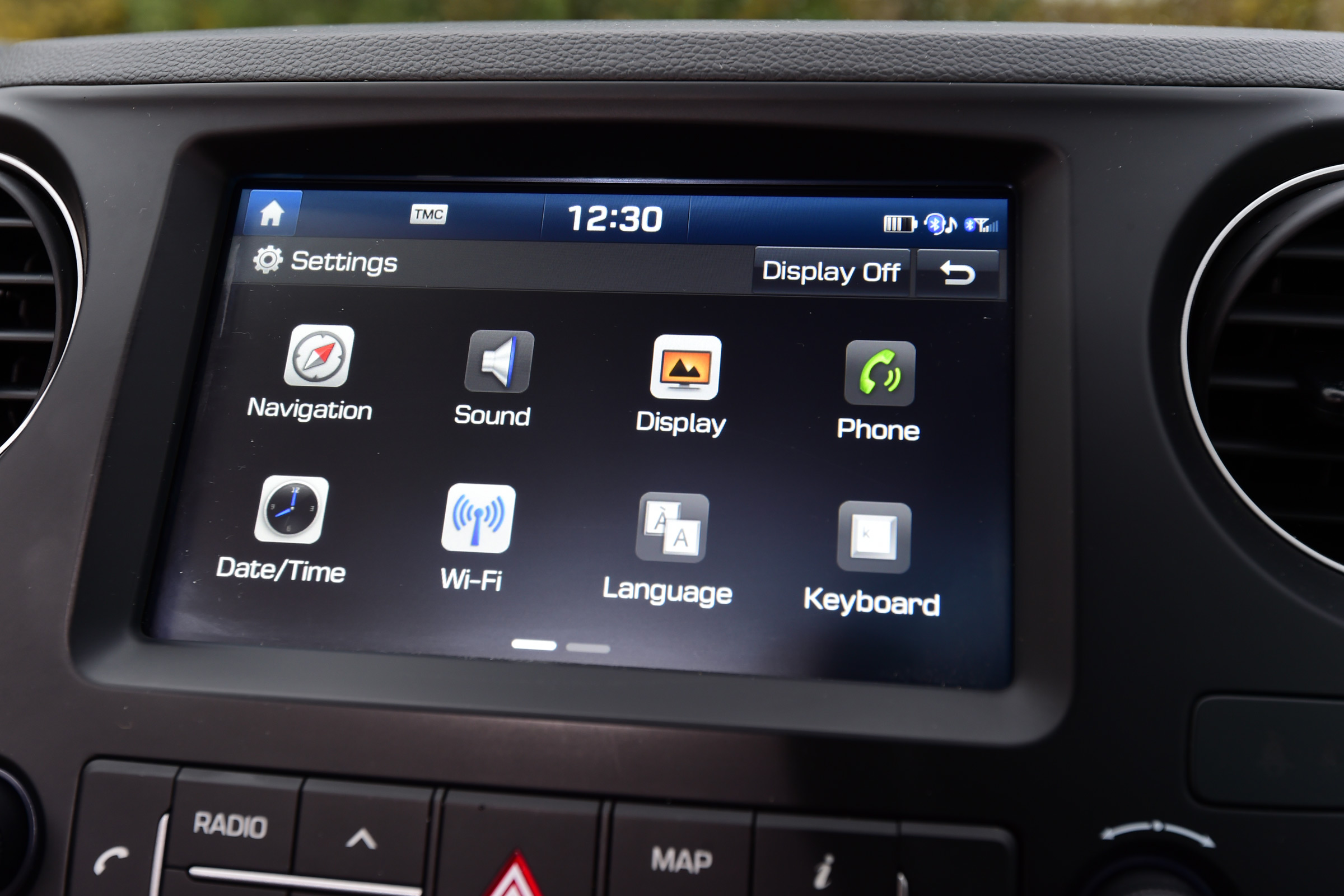 Hyundai i10 facelift 2017 - infotainment 2