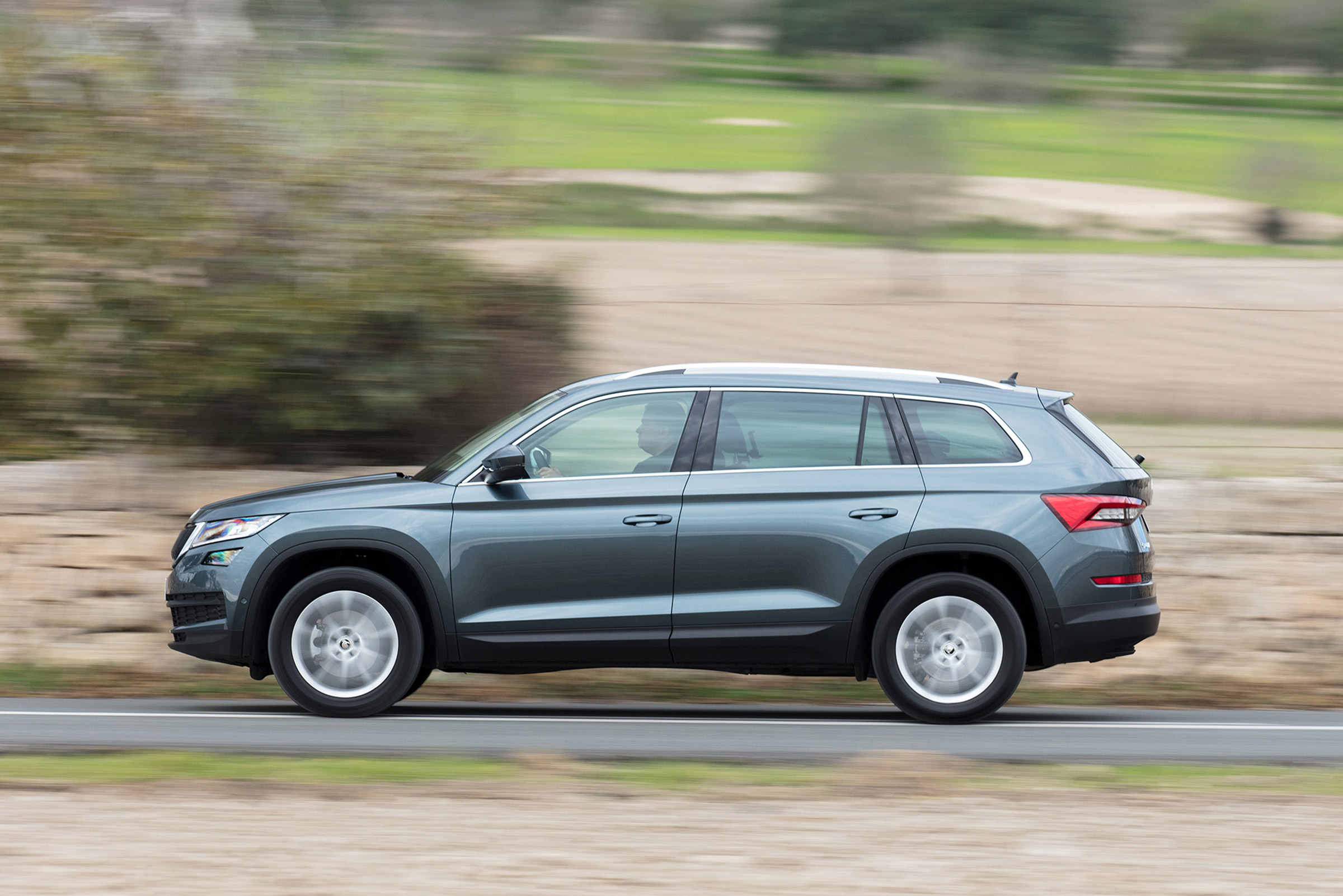 Skoda Kodiaq 1.4 TSI - side