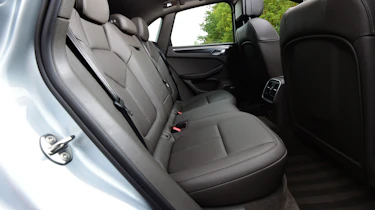 Porsche Macan S - rear seats