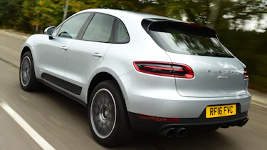 Porsche Macan S - rear tracking