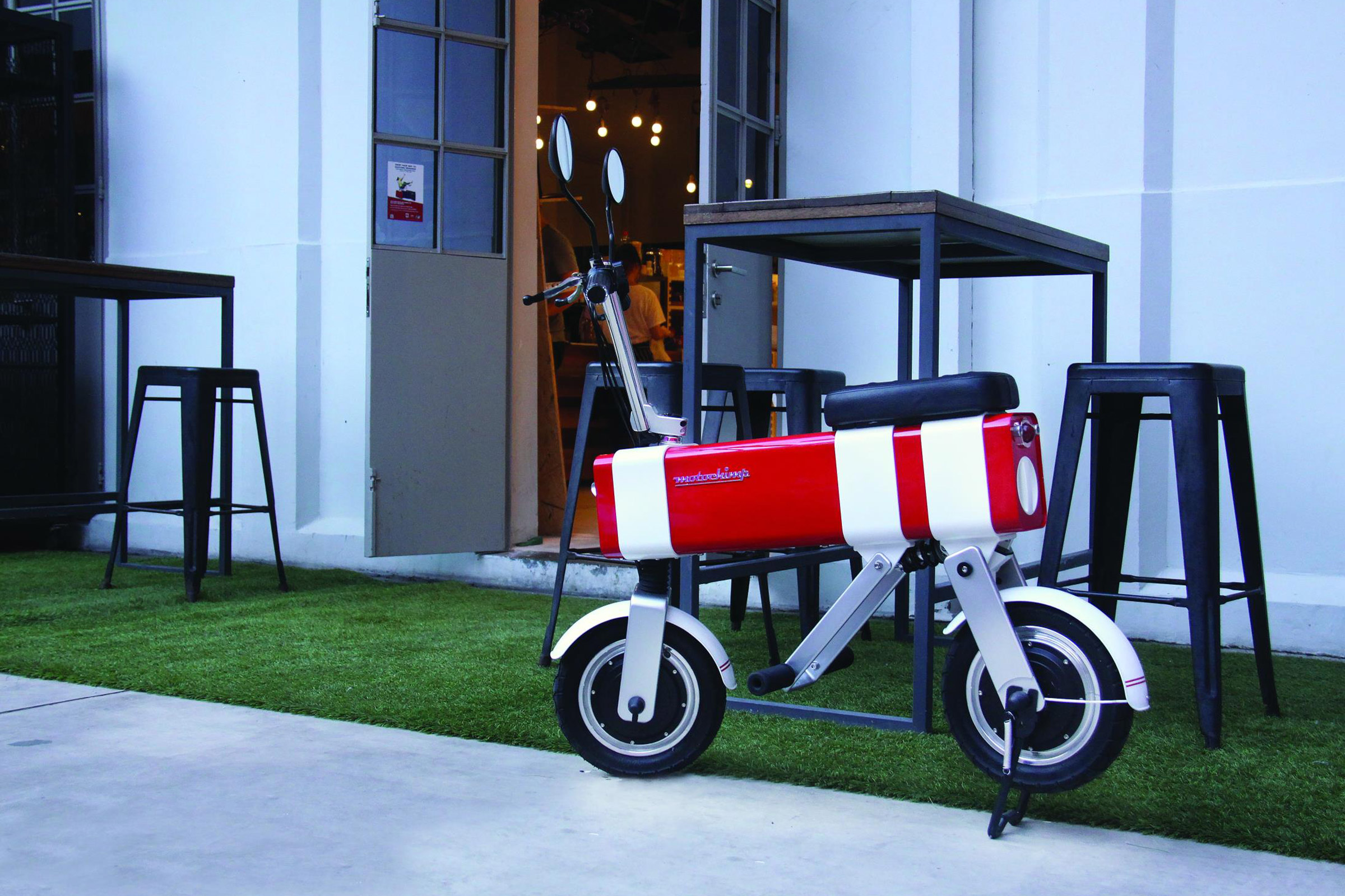 Motochimp outdoor static
