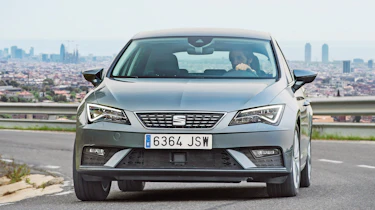 SEAT Leon - front cornering