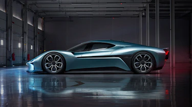 NextEV NIO EP9 electric hypercar - side