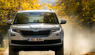 Skoda Kodiaq SUV - front end driving