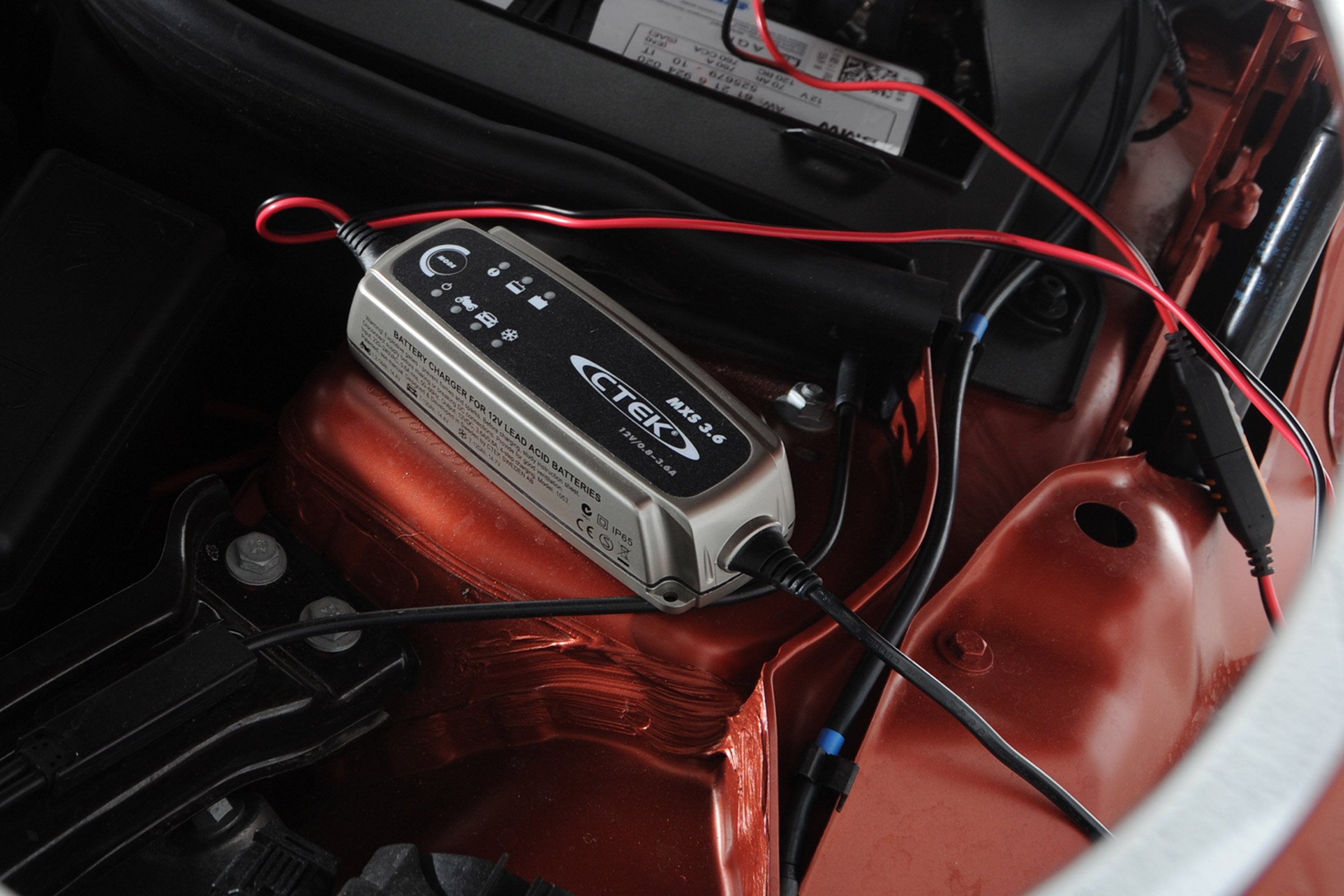 Hibernation feature - battery charger
