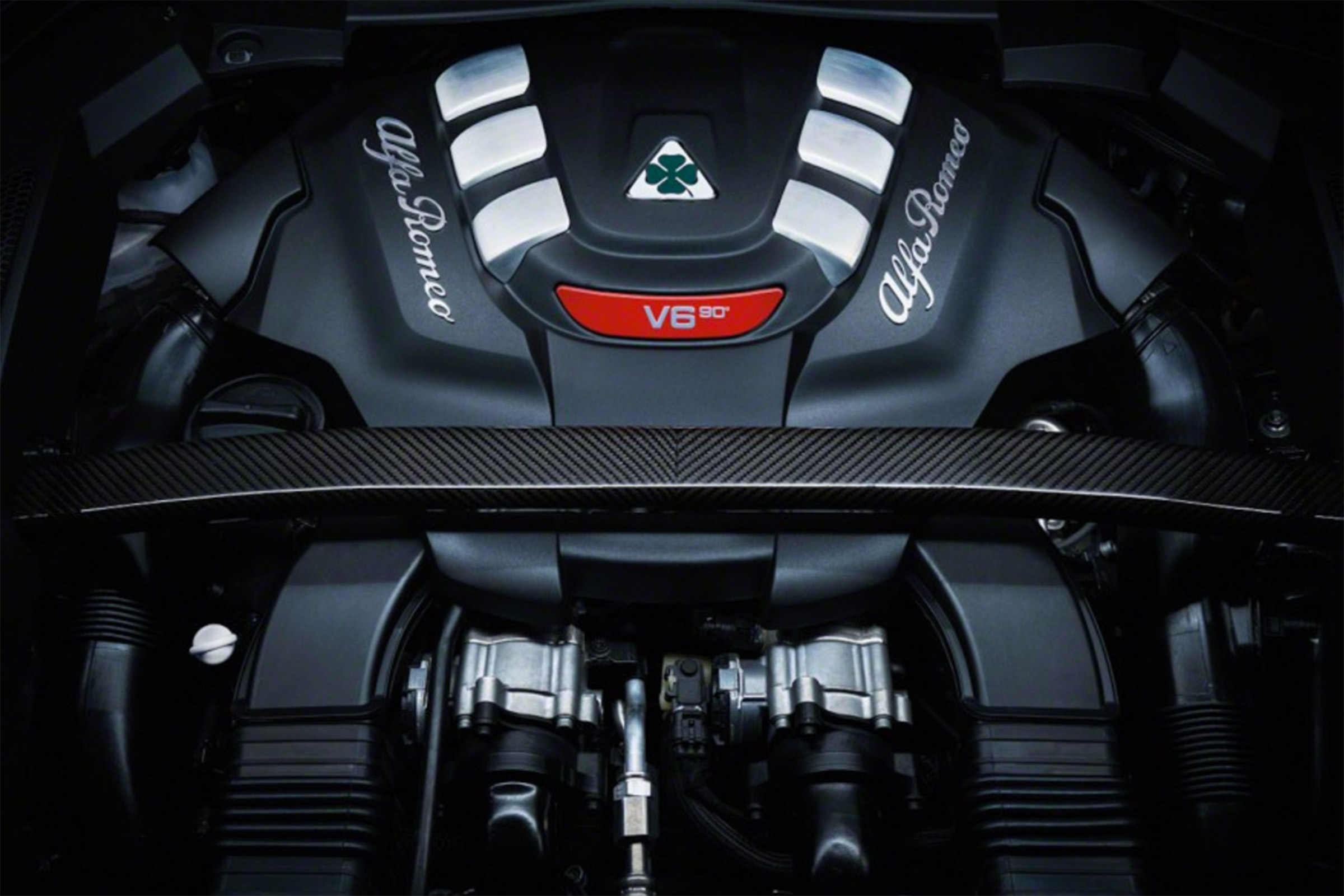 Alfa Romeo Stelvio engine