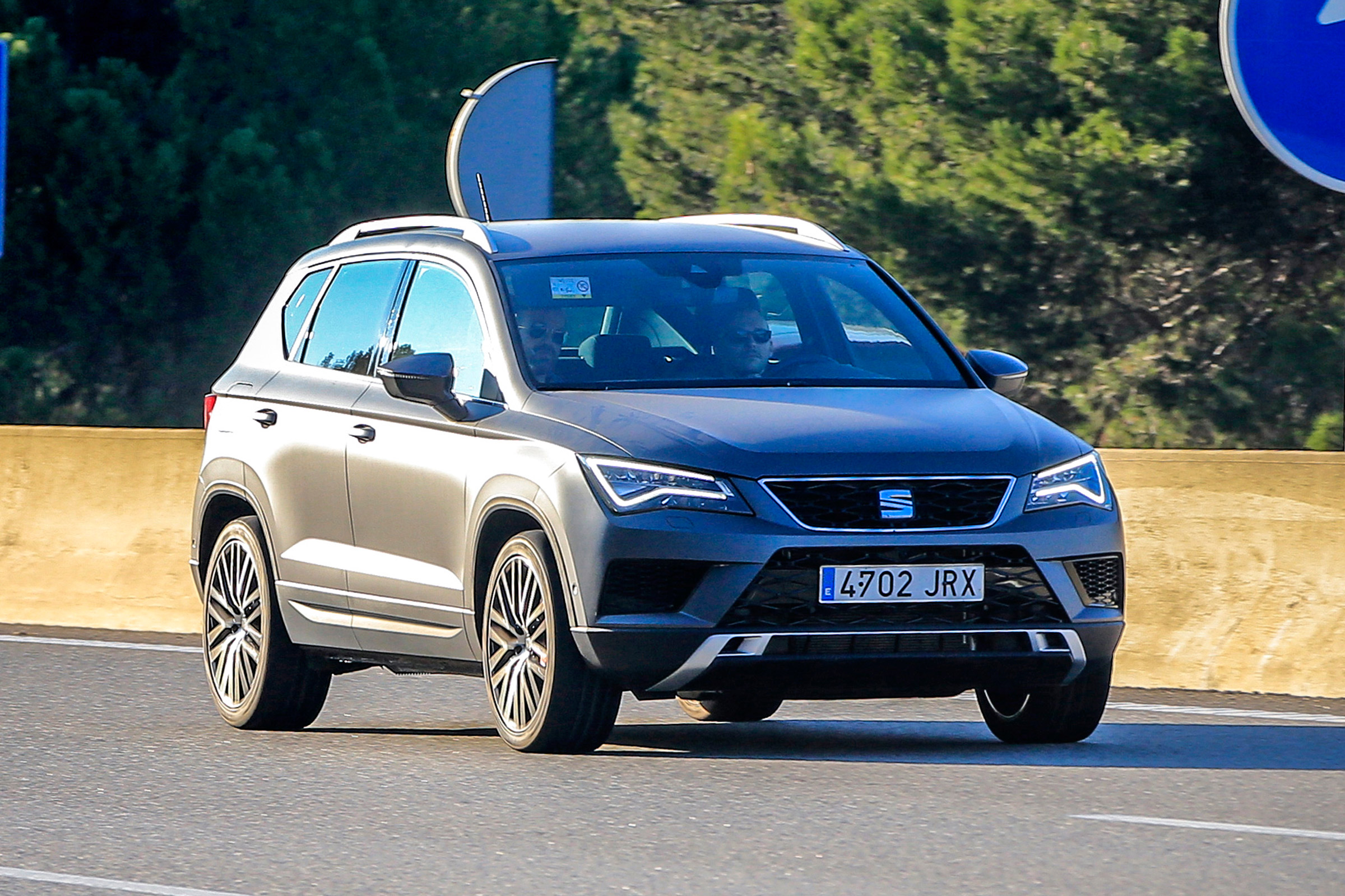 SEAT Ateca Cupra on road