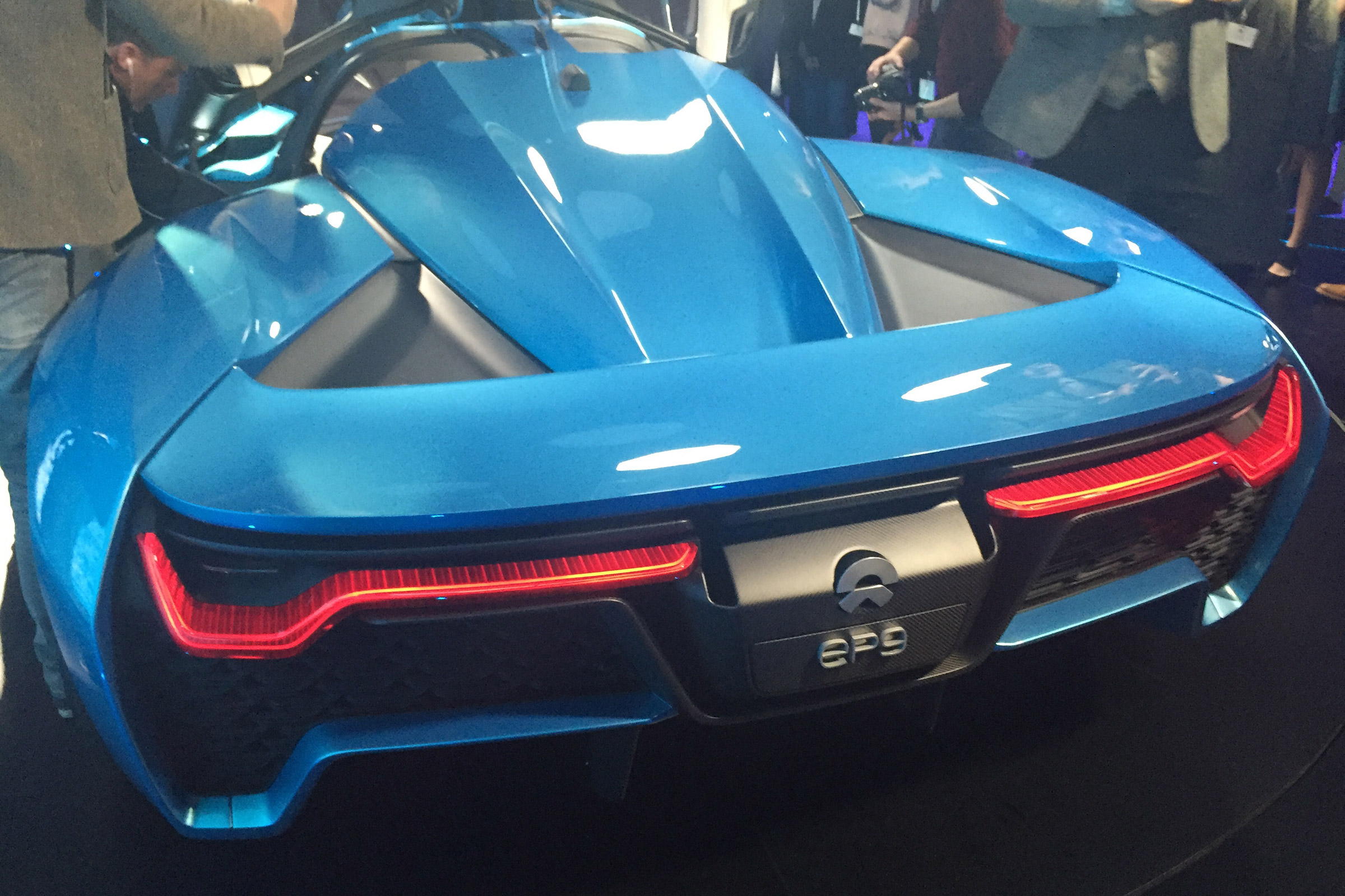 NextEV NIO EP9 electric hypercar - full rear reveal