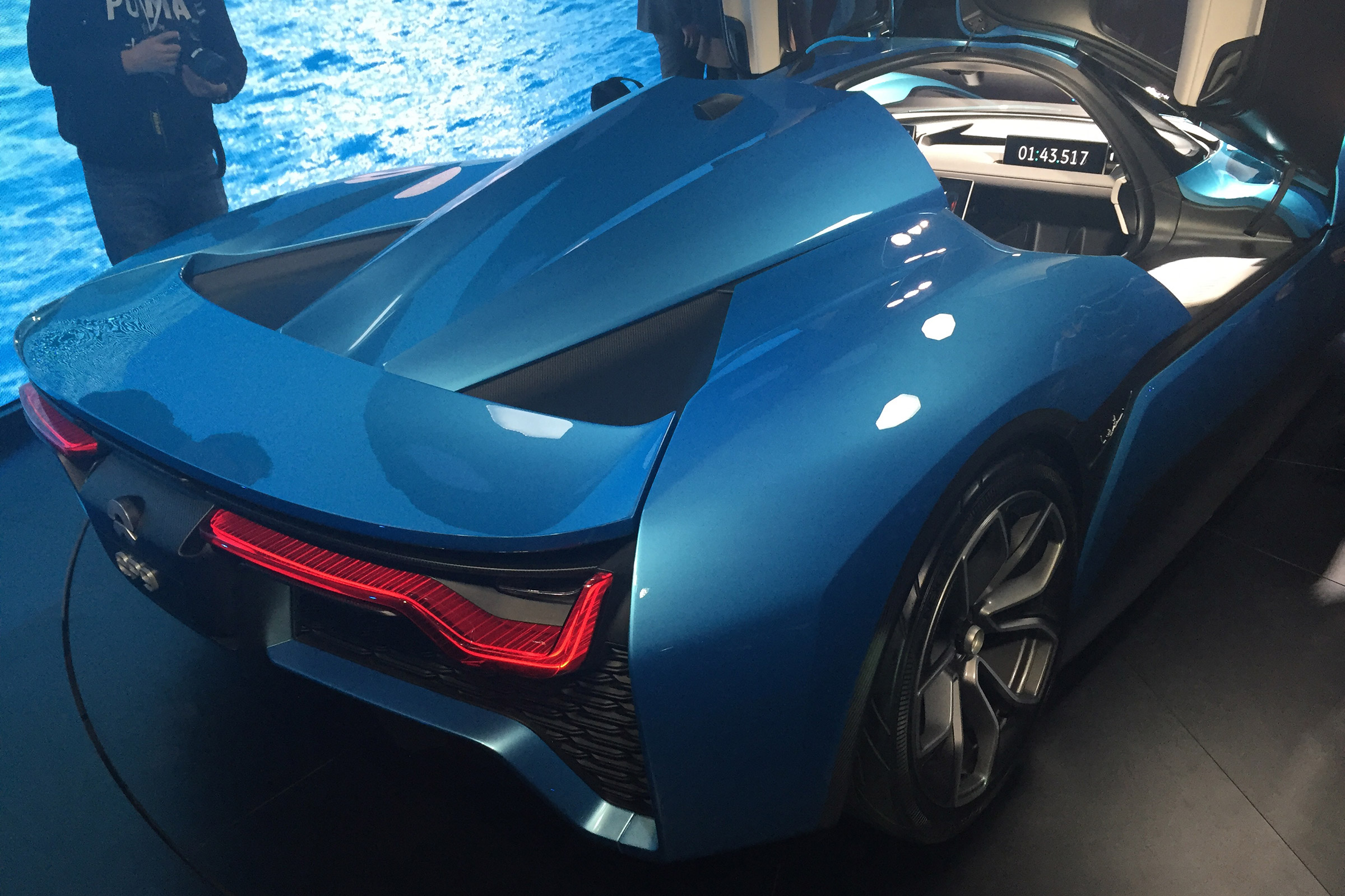 NextEV NIO EP9 electric hypercar - rear launch
