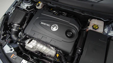 Used Vauxhall Insignia Sports Tourer - engine