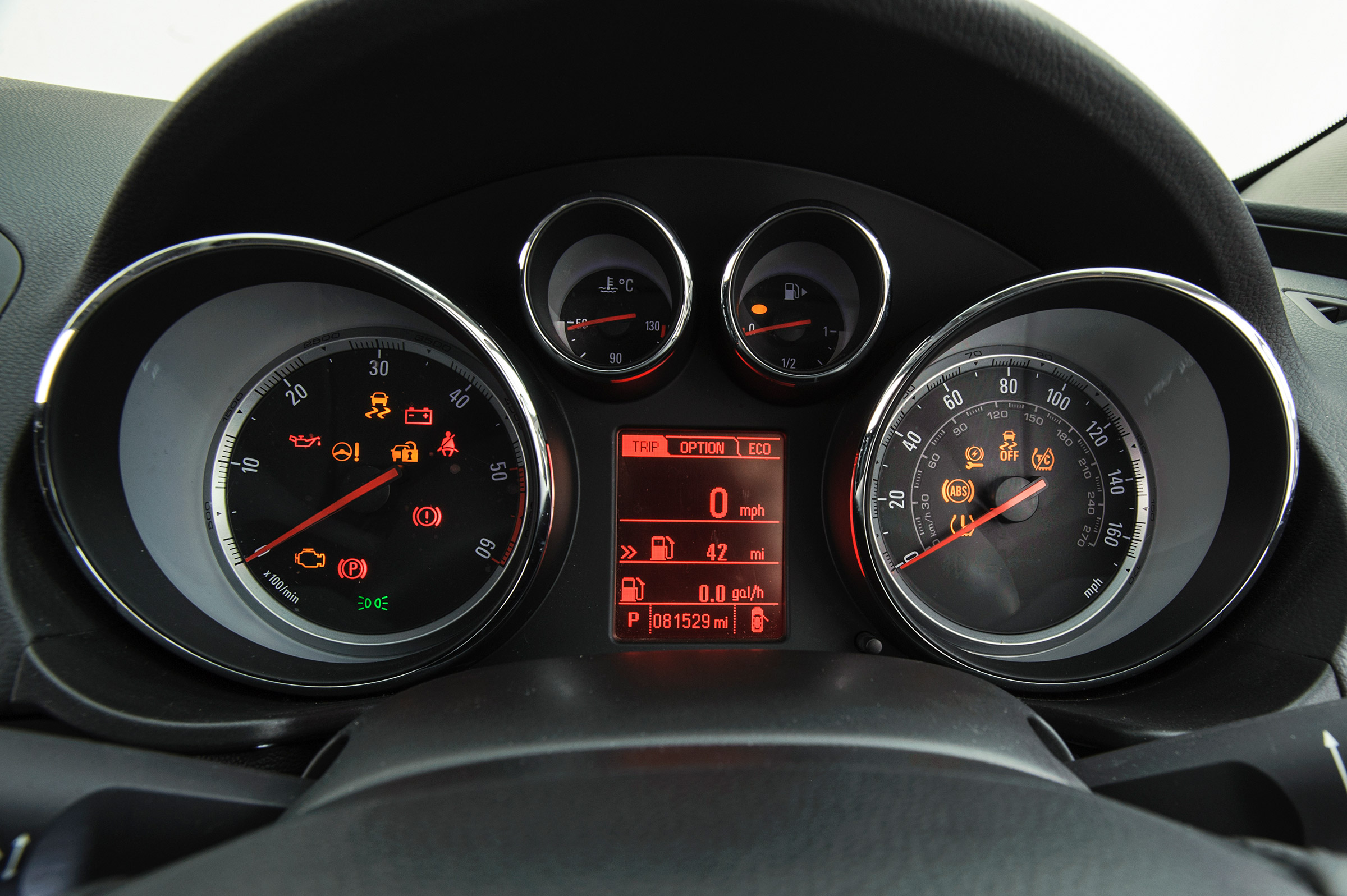 Used Vauxhall Insignia Sports Tourer - dials