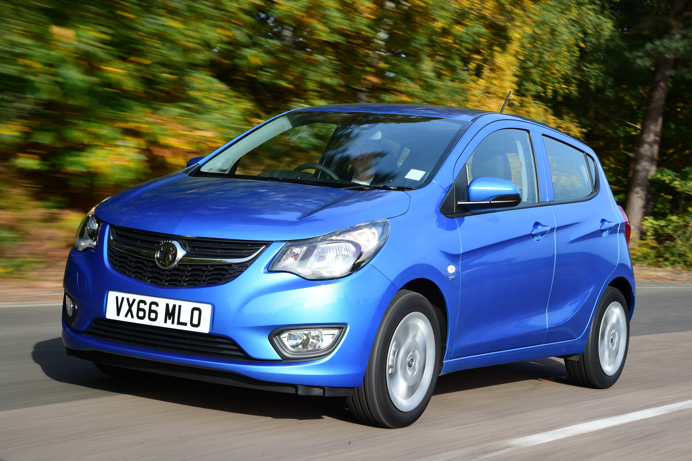 Vauxhall Viva - front tracking