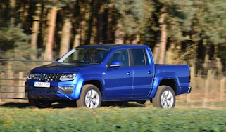 Volkswagen Amarok pick-up 2016 - side