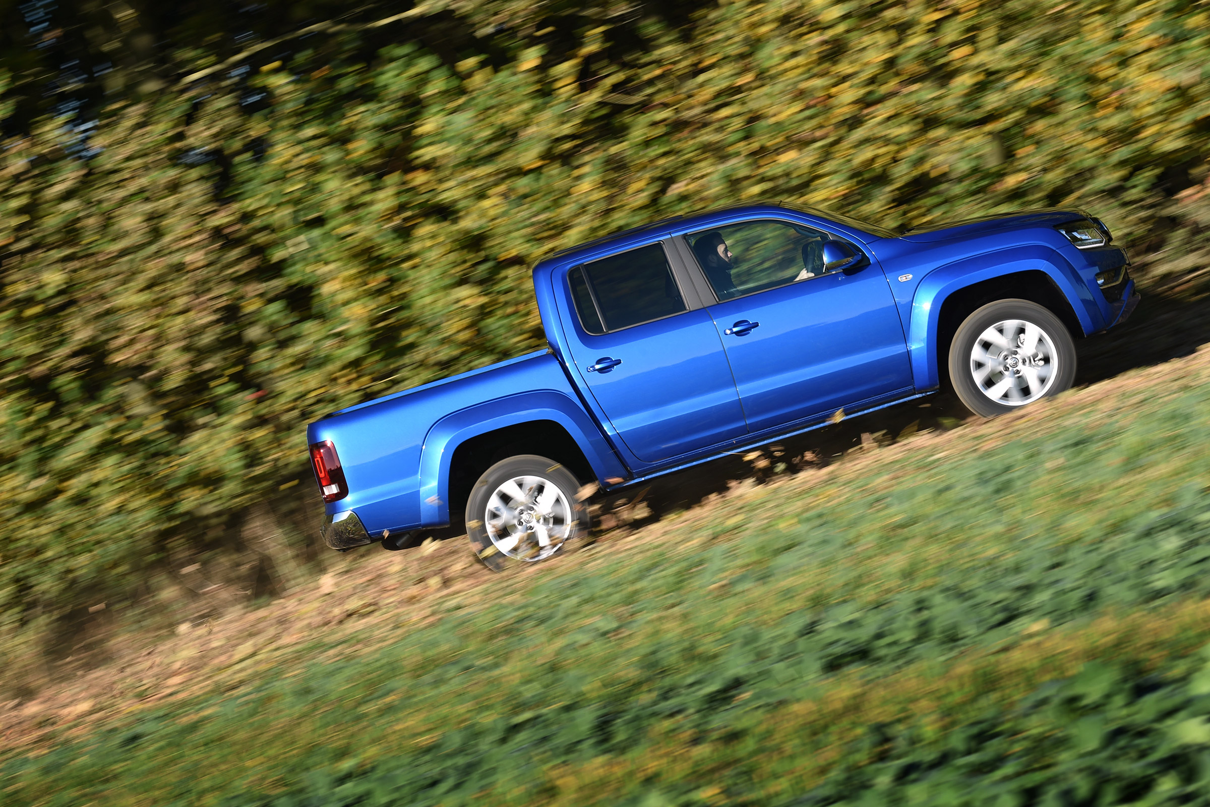 Volkswagen Amarok pick-up 2016 - offroad