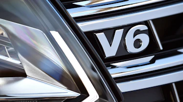 Volkswagen Amarok pick-up 2016 - v6 badge