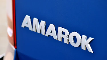 Volkswagen Amarok pick-up 2016 - rear badge