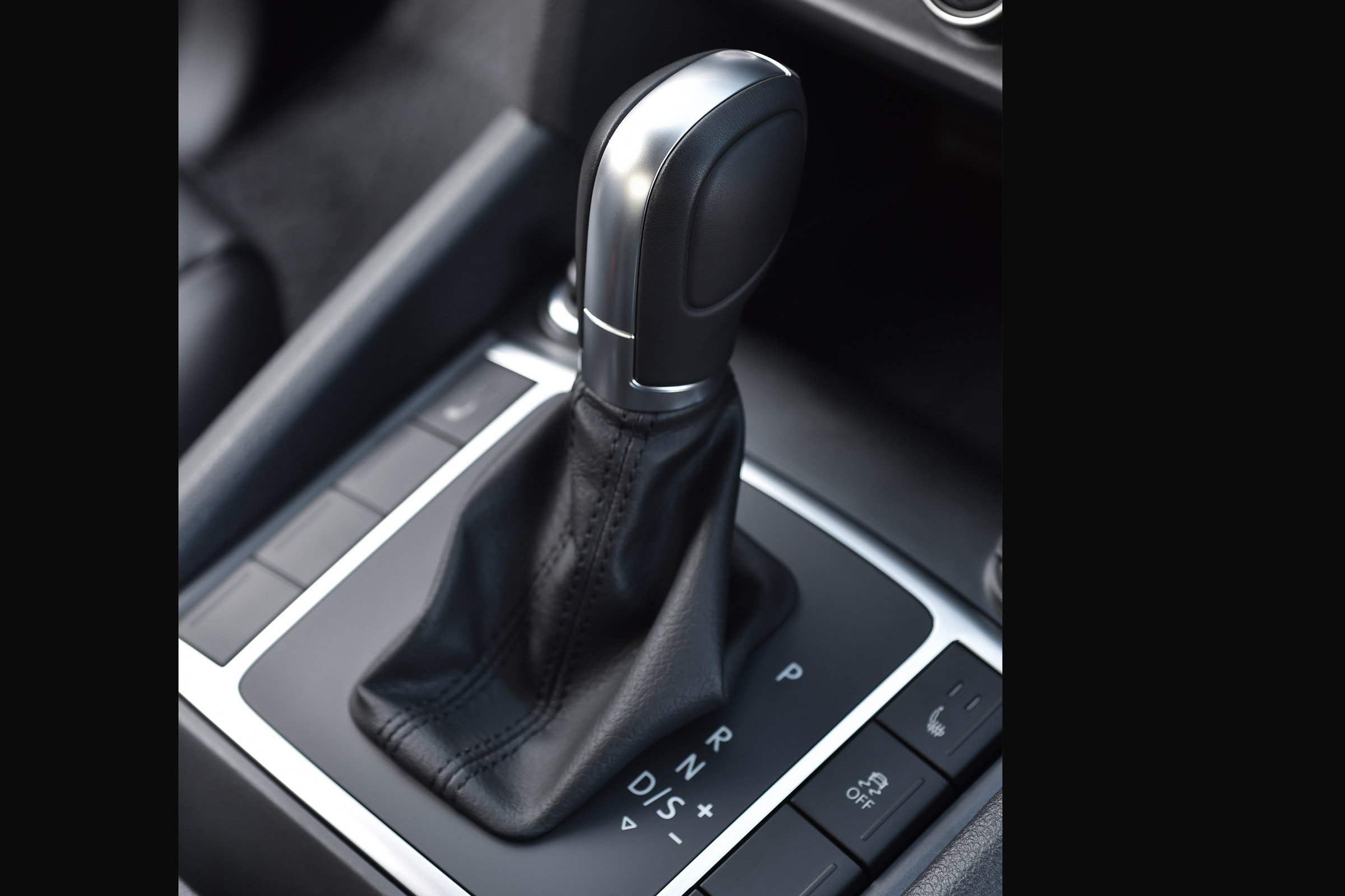 Volkswagen Amarok pick-up 2016 - gearlever