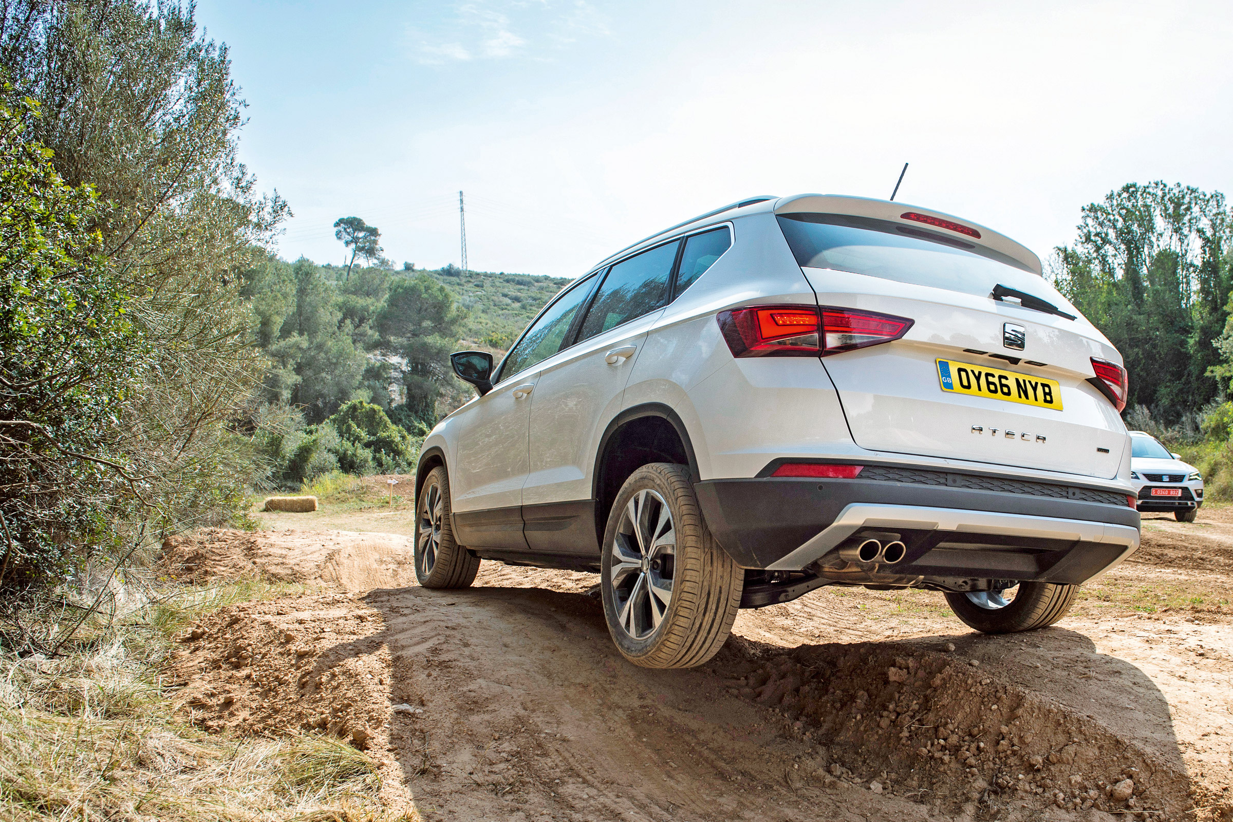 Why the SEAT Ateca is our Crossover of the Year - sponsored rear