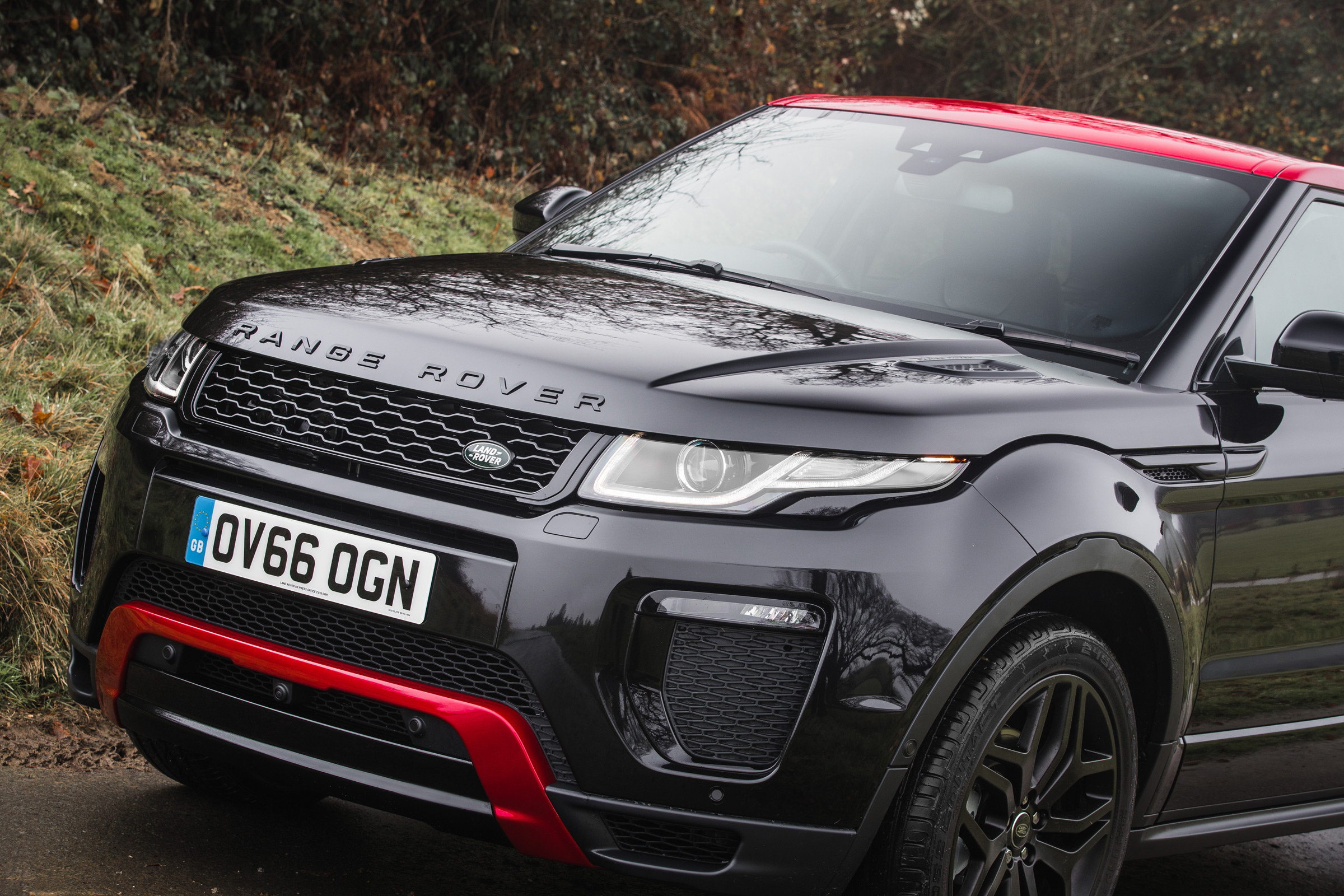 Range Rover Evoque Ember - front