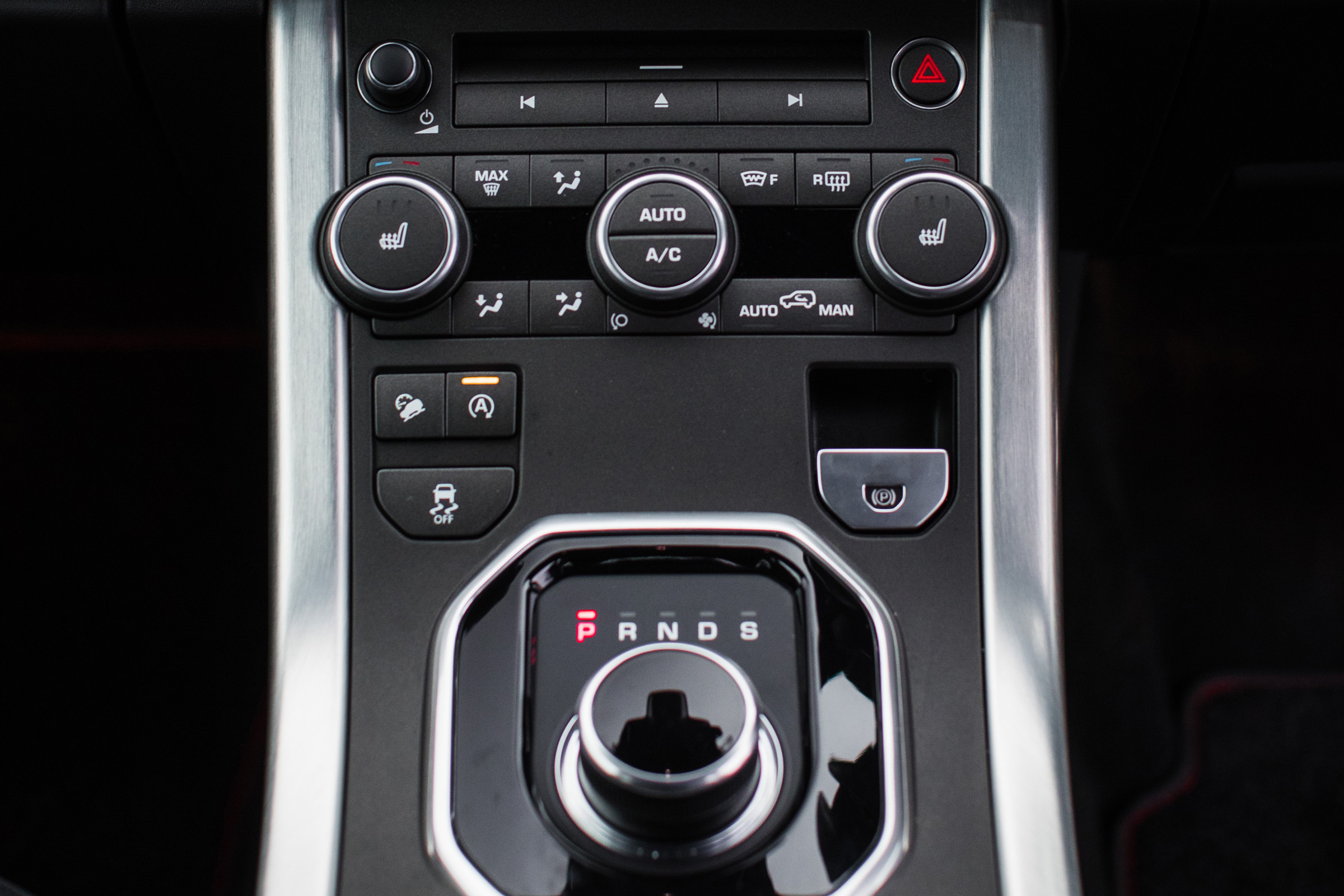 Range Rover Evoque Ember - centre console