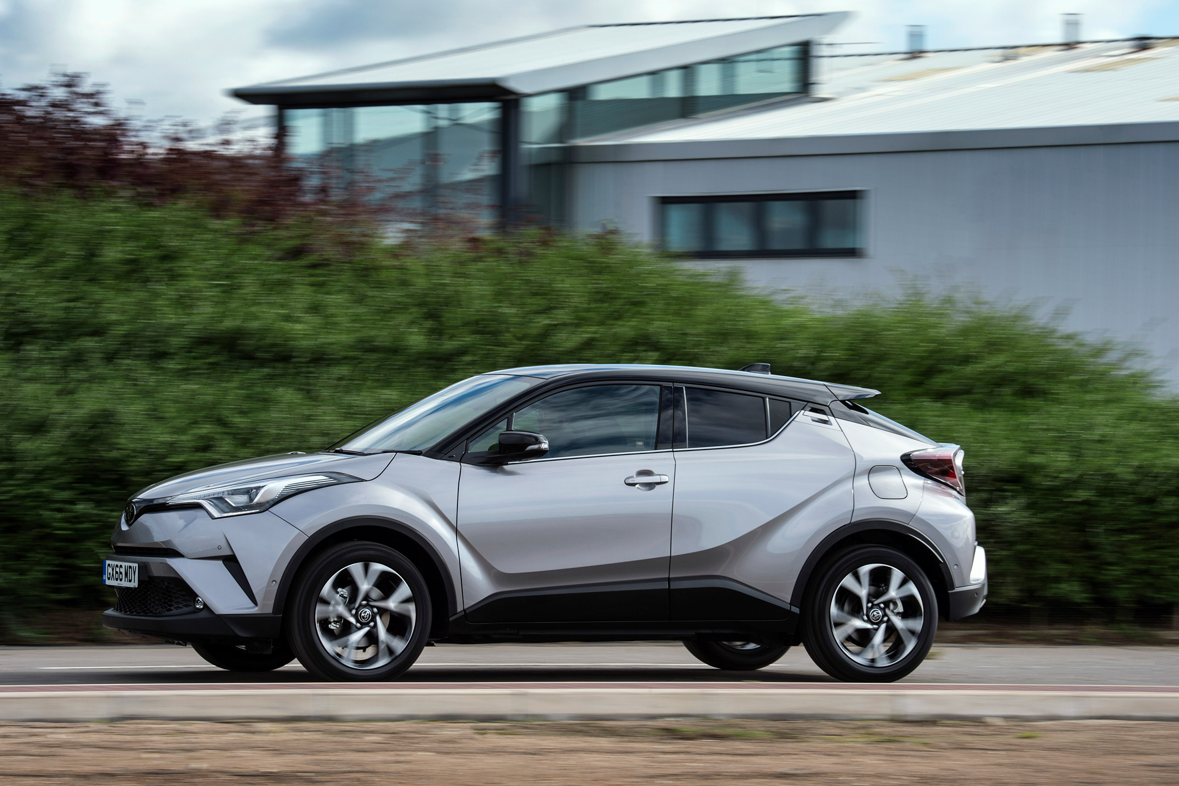 Toyota C-HR petrol - side profile