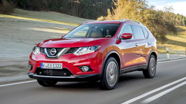 Nissan X-Trail 2.0 diesel - front