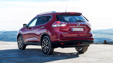 Nissan X-Trail 2.0 diesel - rear static