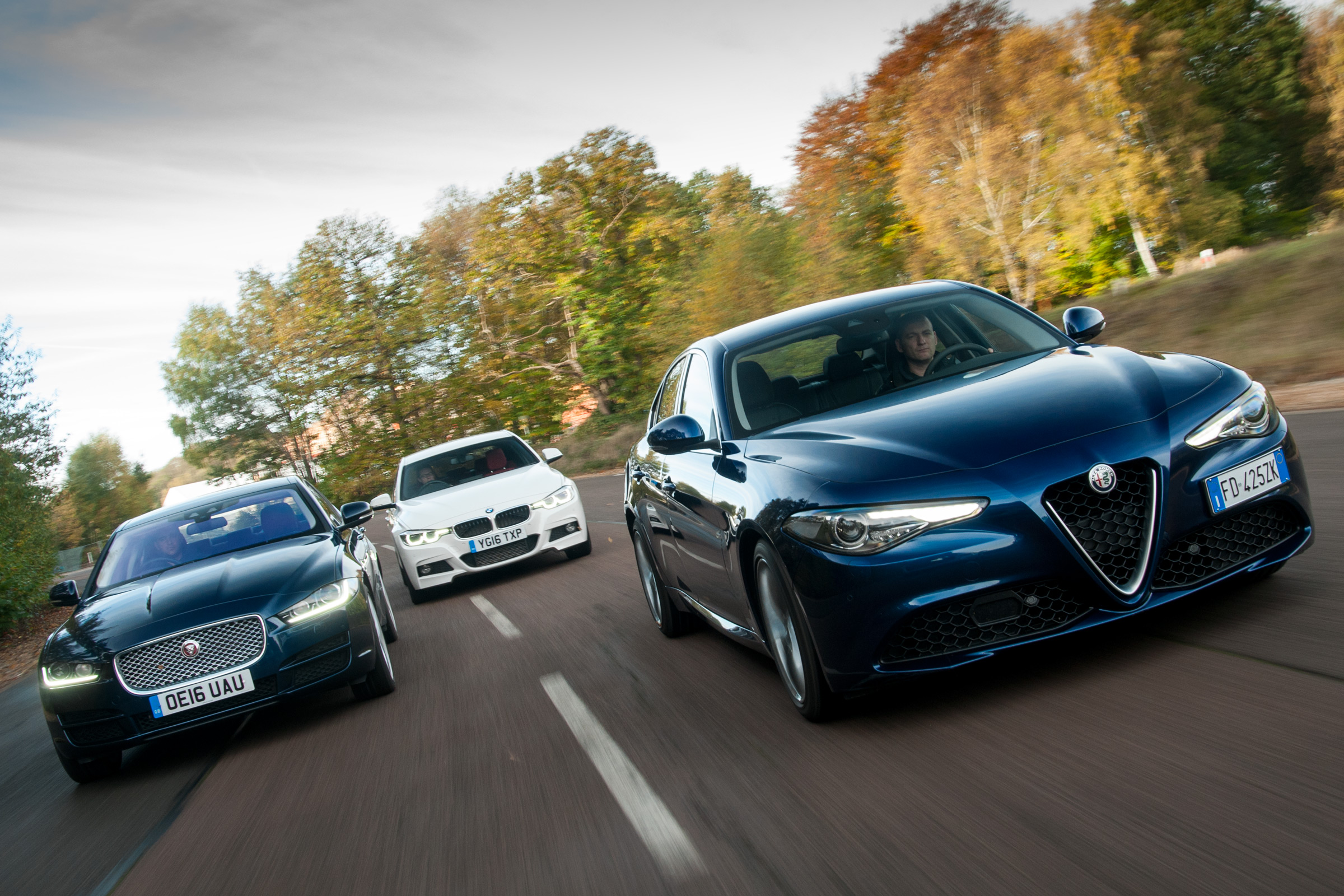 Alfa Romeo Giulia vs Jaguar XE vs BMW 3 Series - group 2