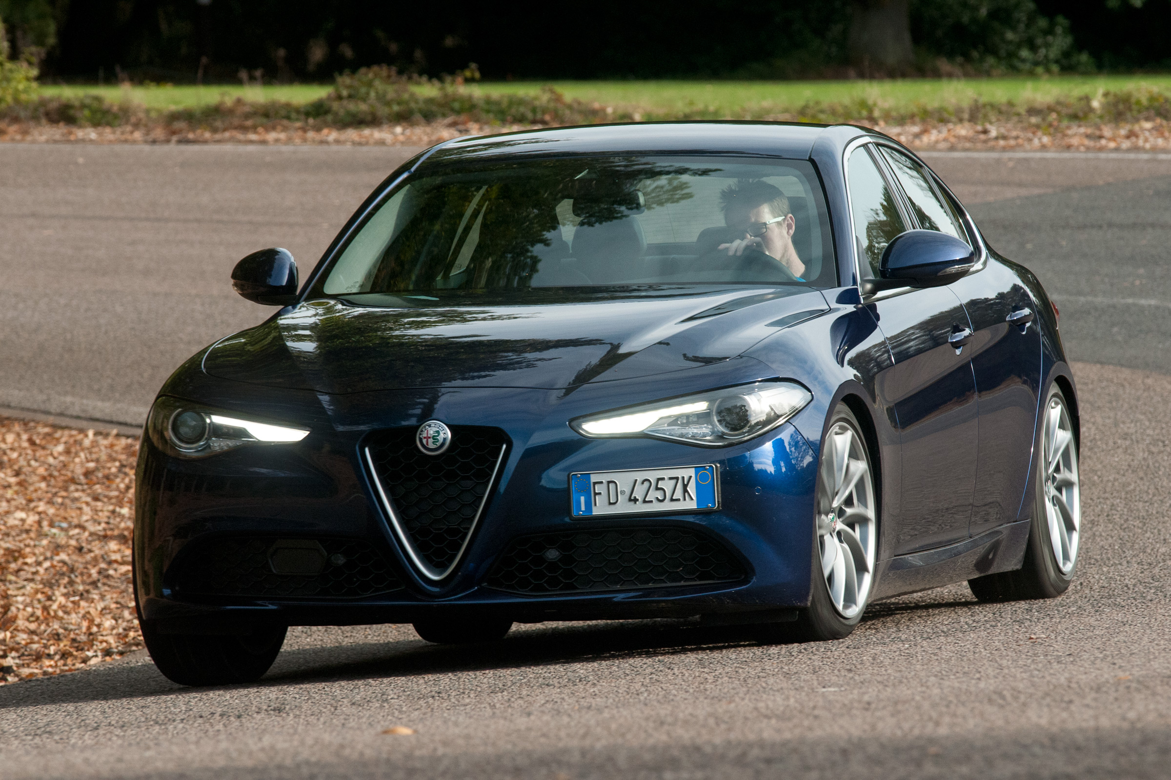 Alfa Romeo Giulia - front cornering