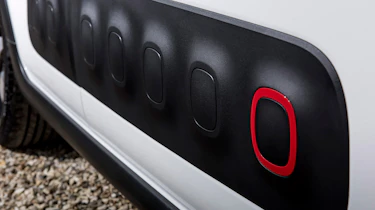 Citroen C3 - air bumps