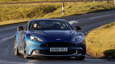 Aston Martin Vanquish S - front quarter