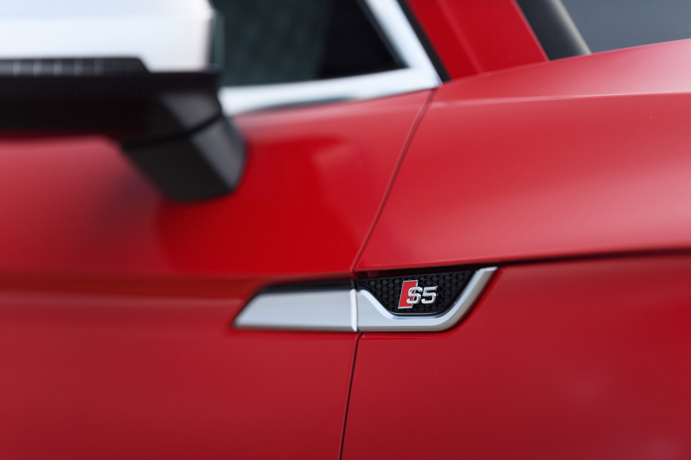 Audi S5 Coupe - S5 badge