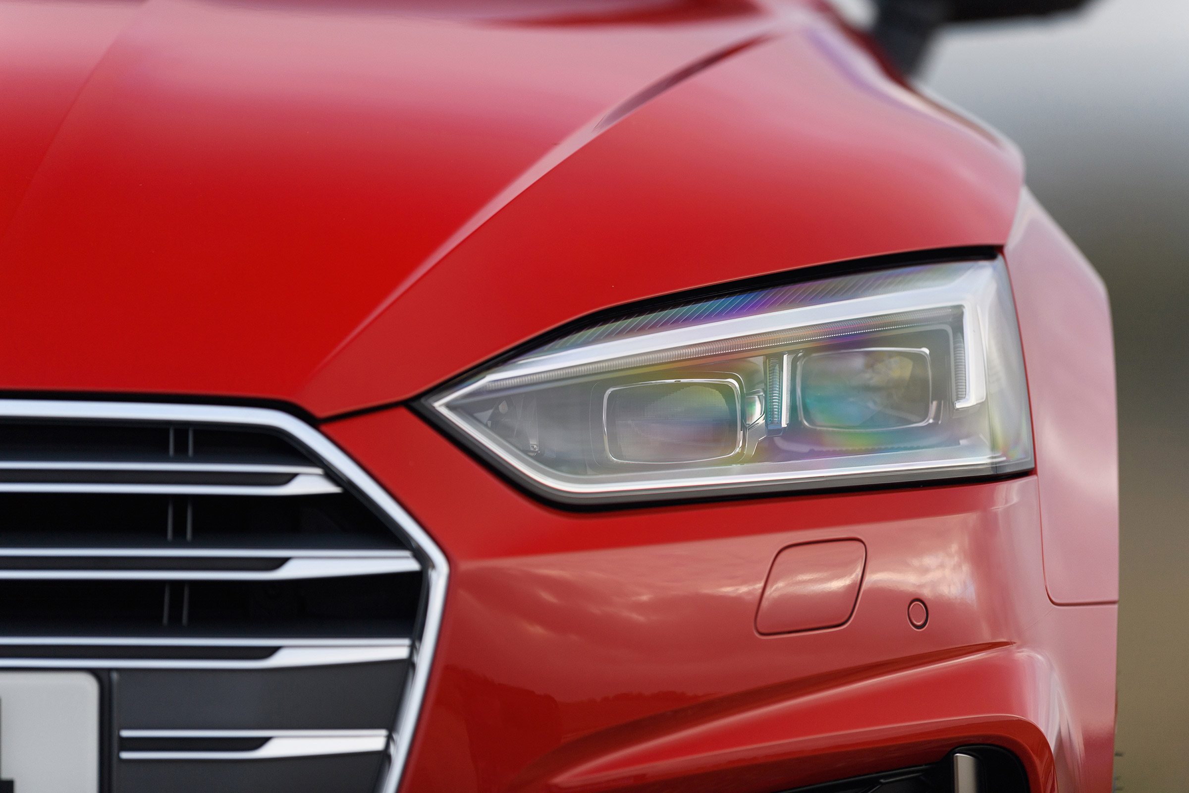 Audi S5 Coupe - front light detail