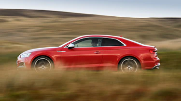 Audi S5 Coupe - side
