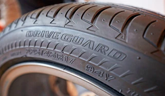 Bridgestone DriveGuard run-flat
