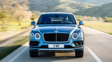 Bentley Bentayga Diesel - front tracking 2
